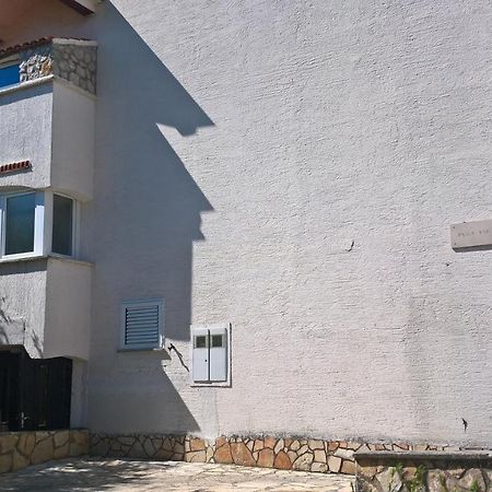 Apartmani "Lorenzo" Novalja Exterior photo